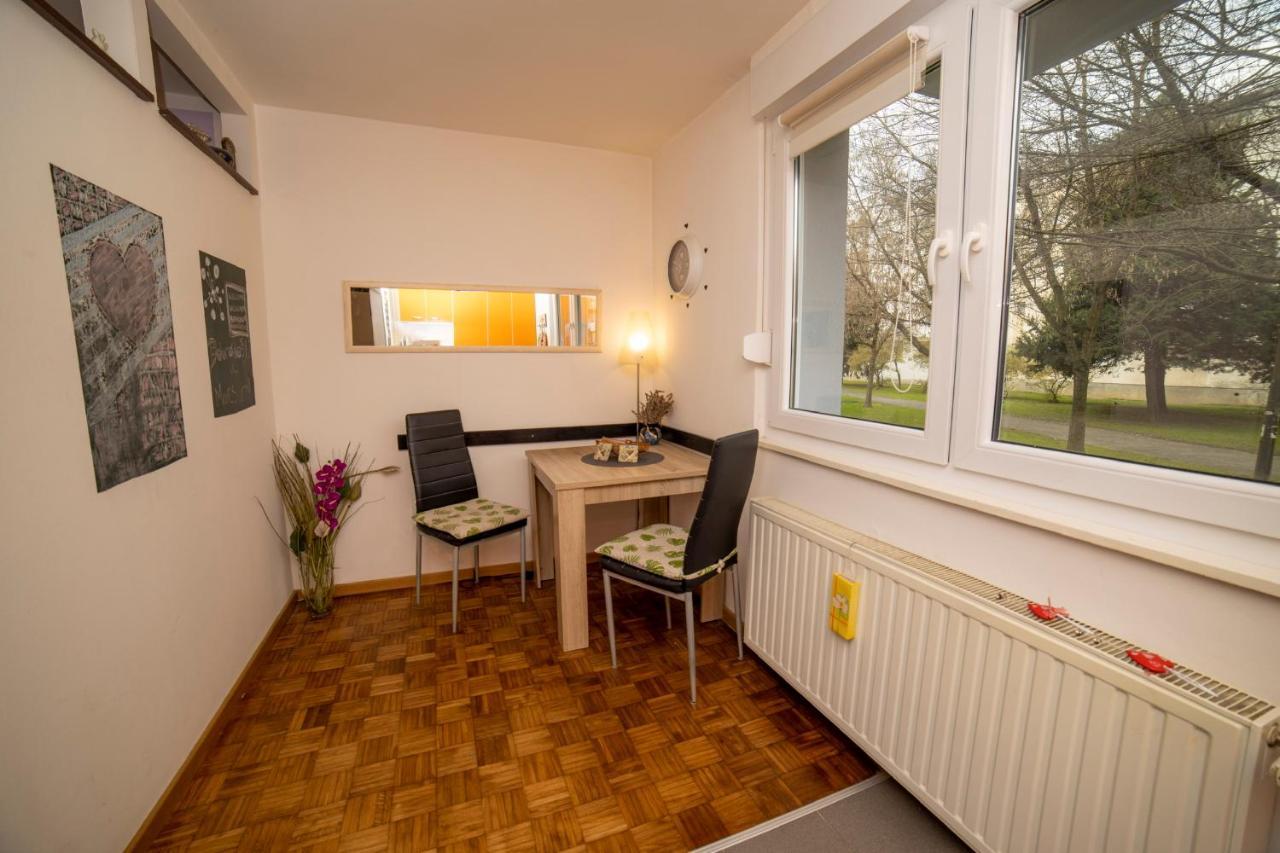 Studio Apartment Maestral Zagreb Exterior photo